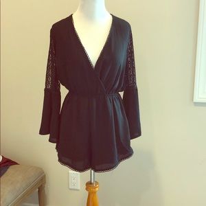 E-Lady black long sleeve romper